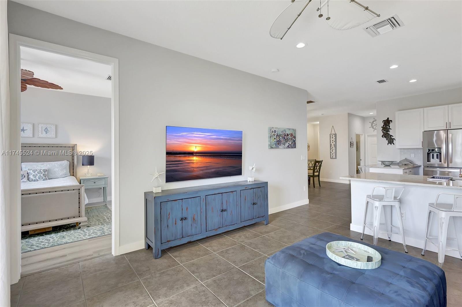 MARINER BAY - Residential Lease