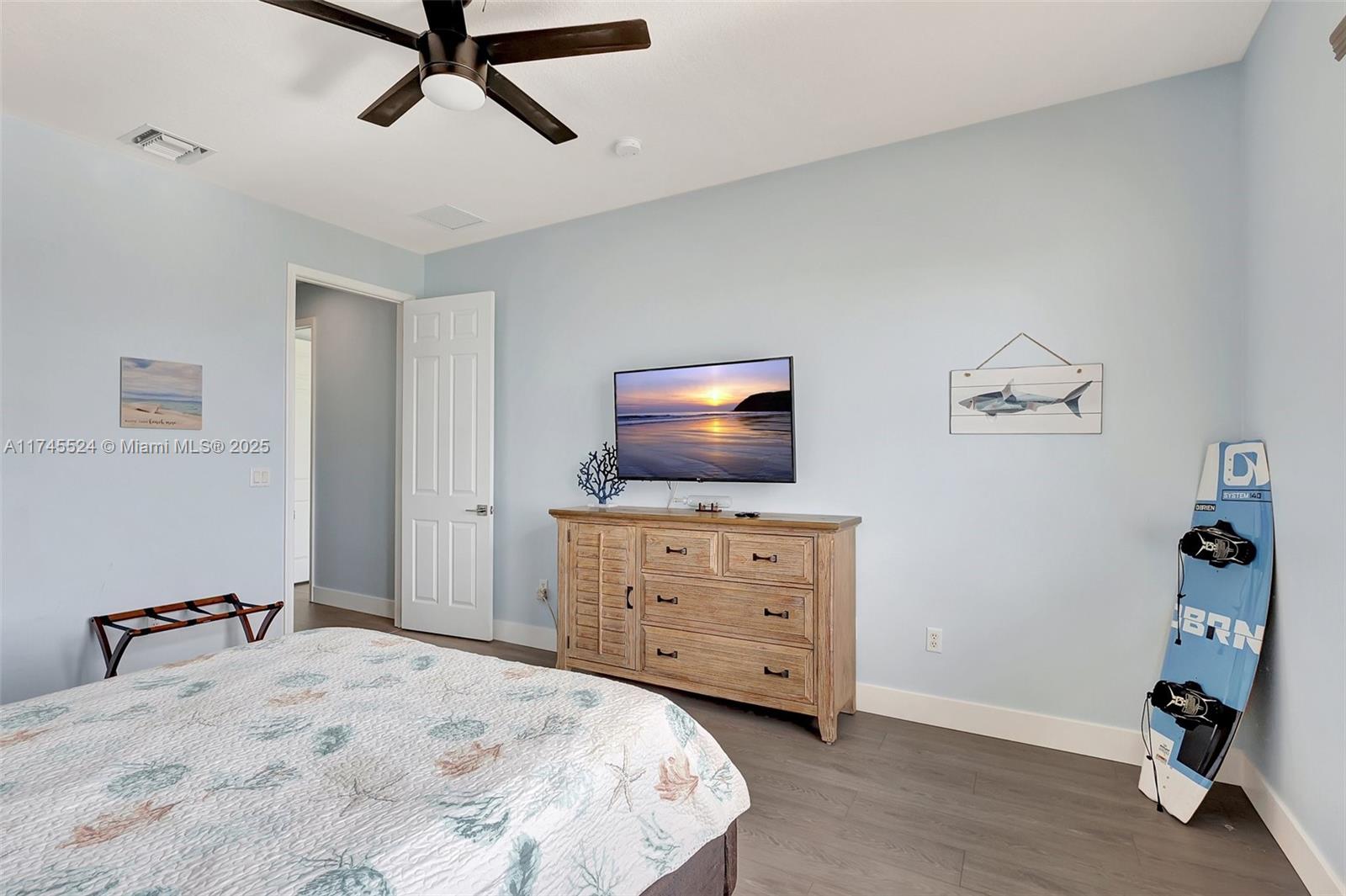 MARINER BAY - Residential Lease