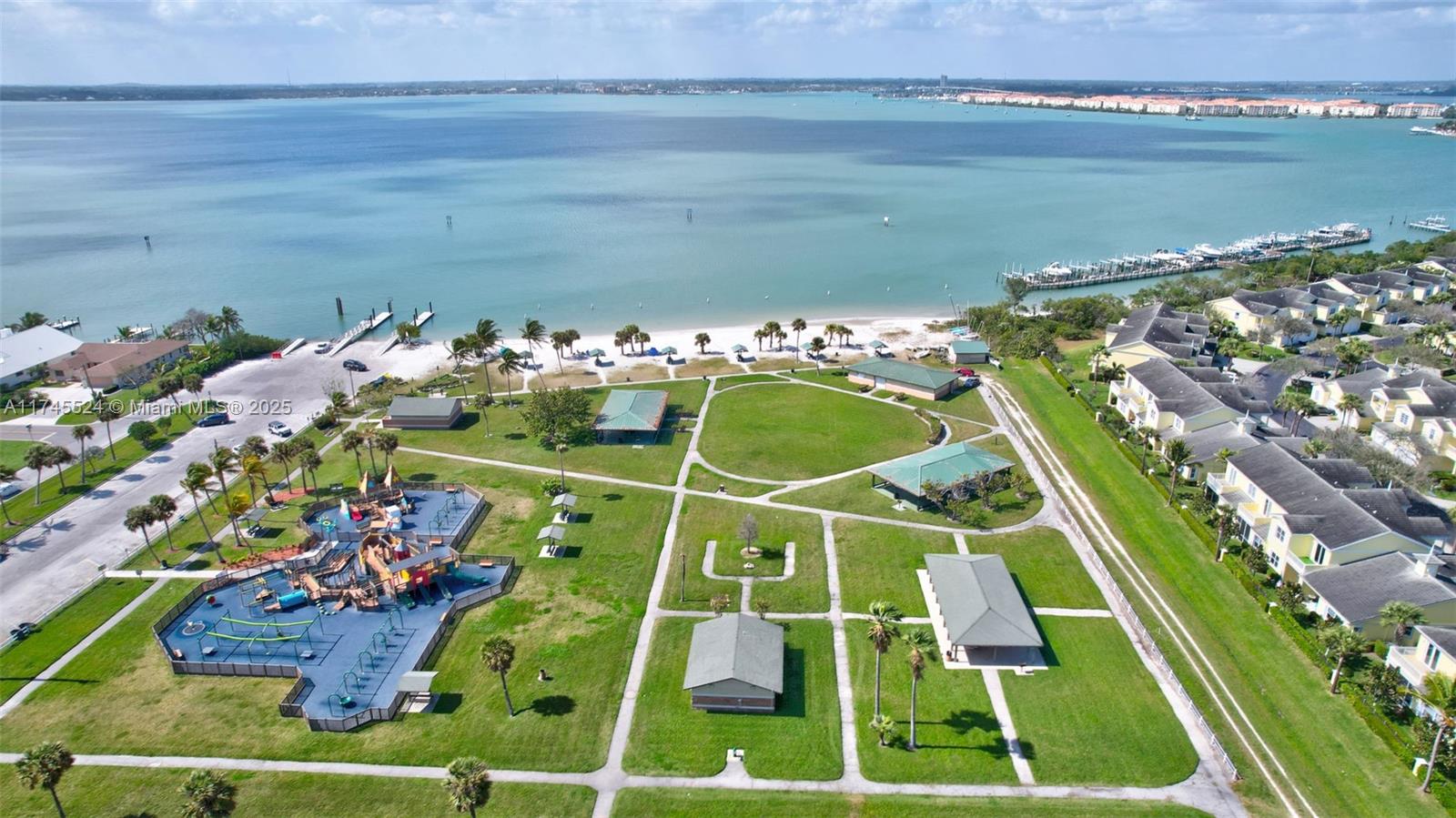 MARINER BAY - Residential Lease