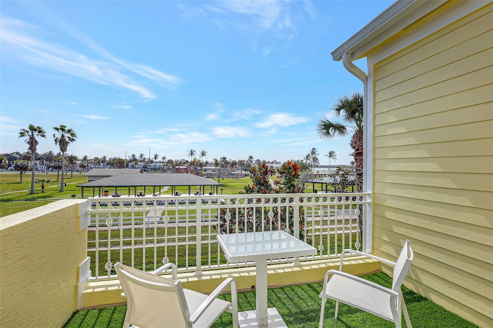 MARINER BAY - Residential Lease