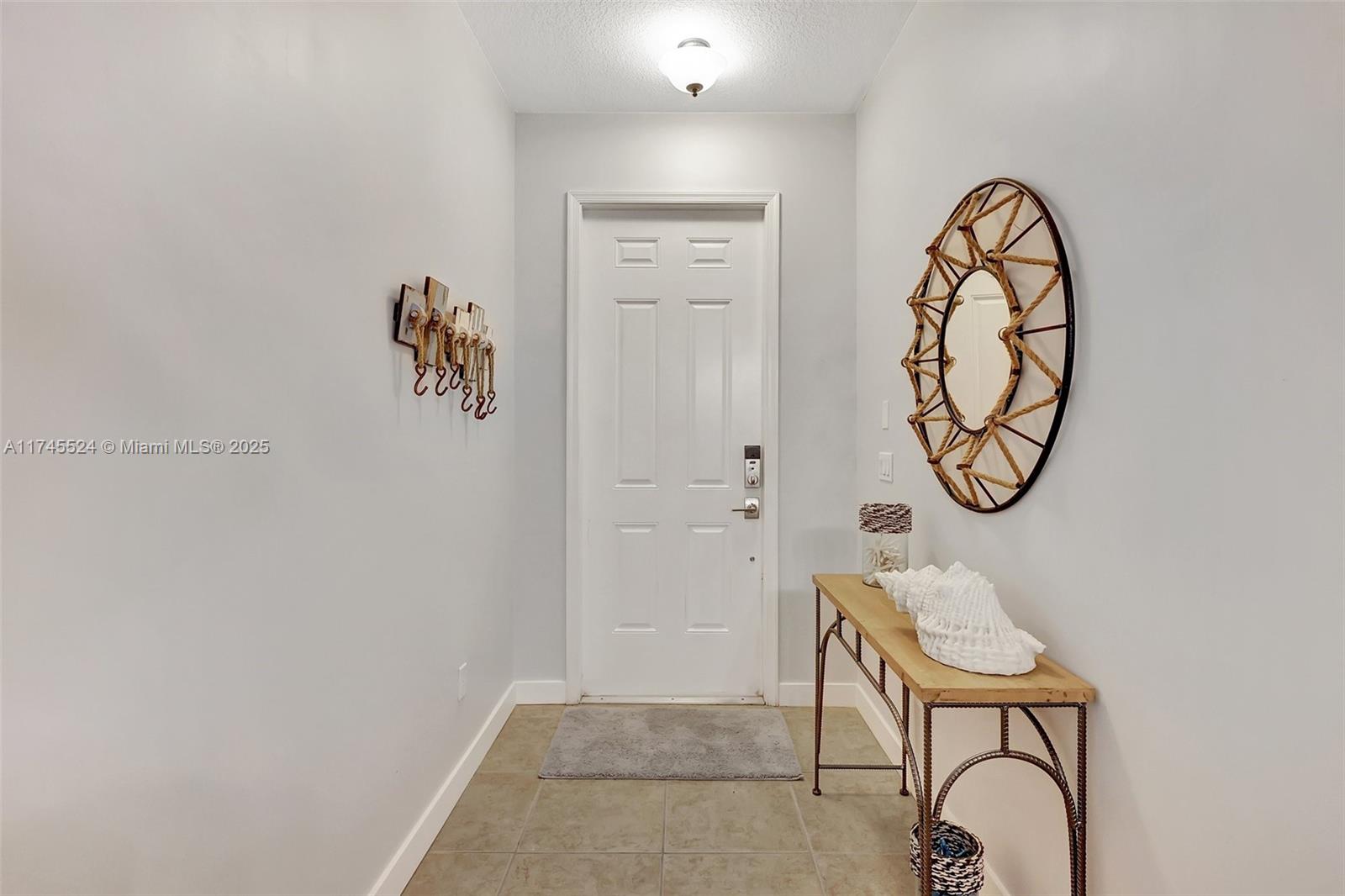 MARINER BAY - Residential Lease