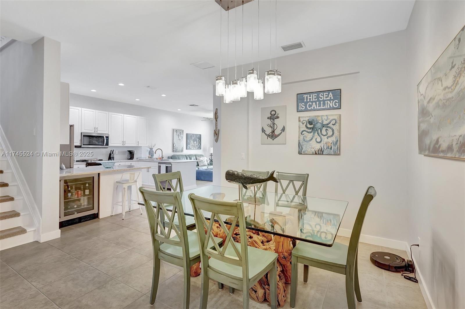 MARINER BAY - Residential Lease