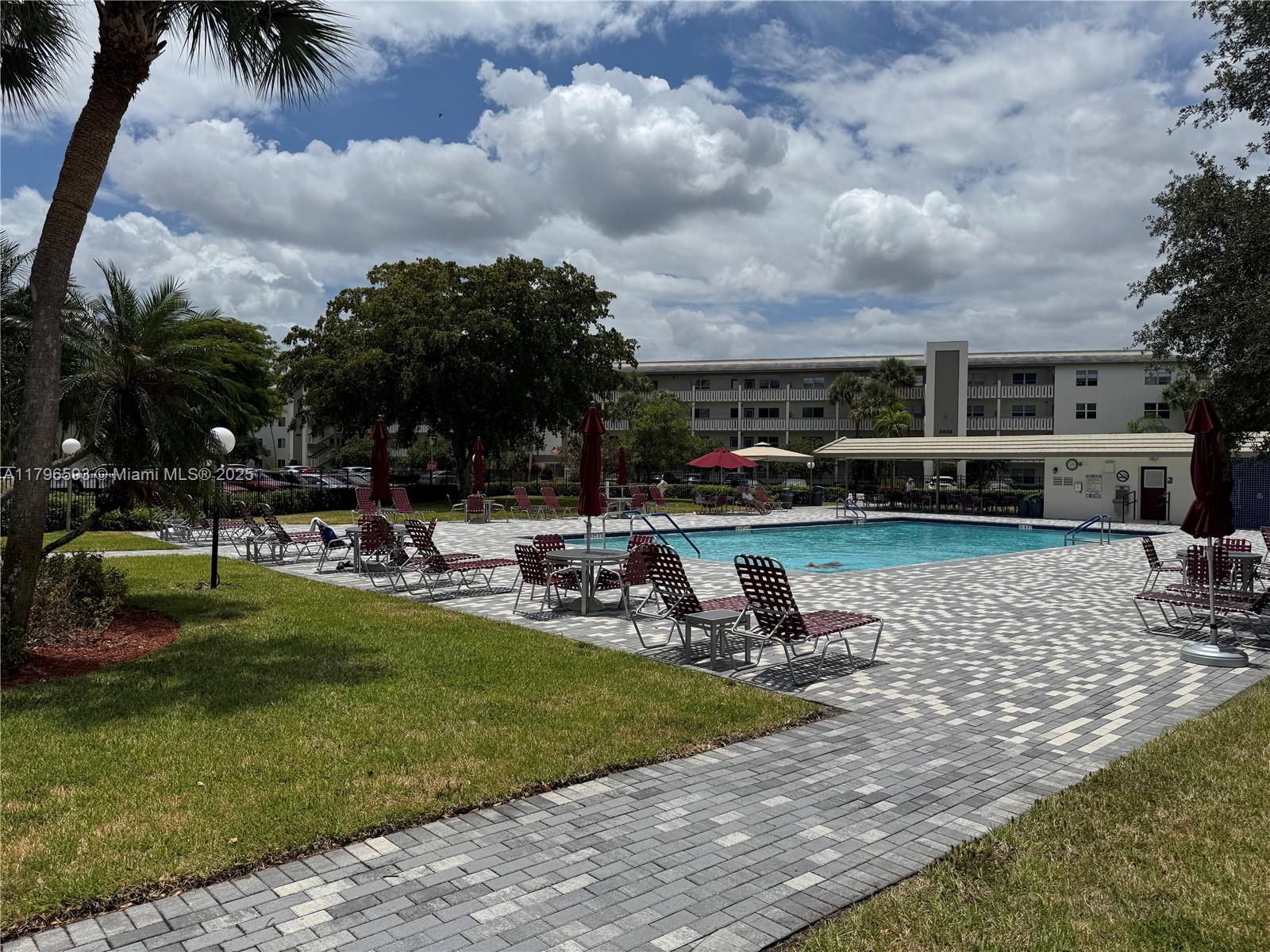 3404 Bimini Ln C2