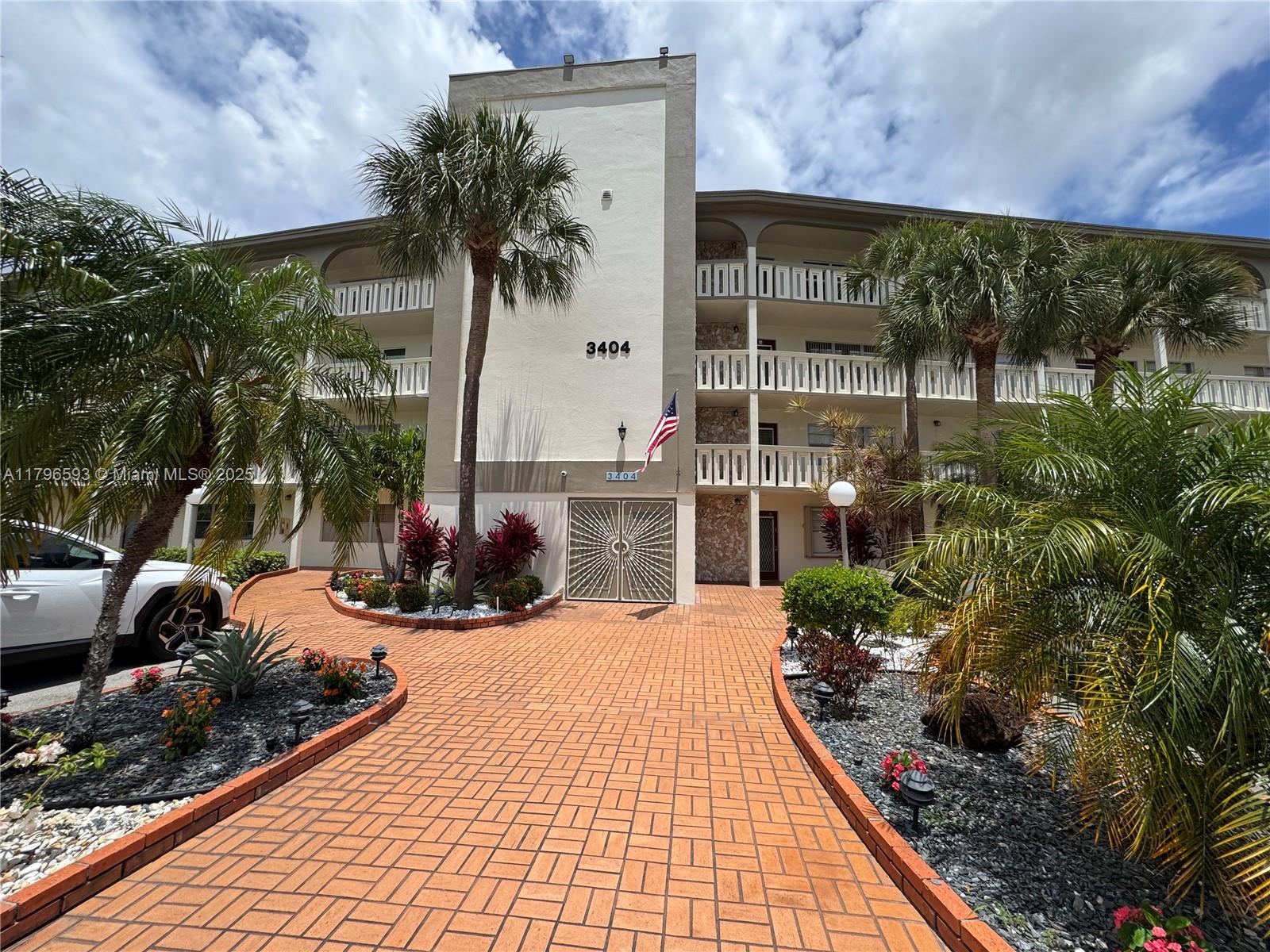 3404 Bimini Ln C2