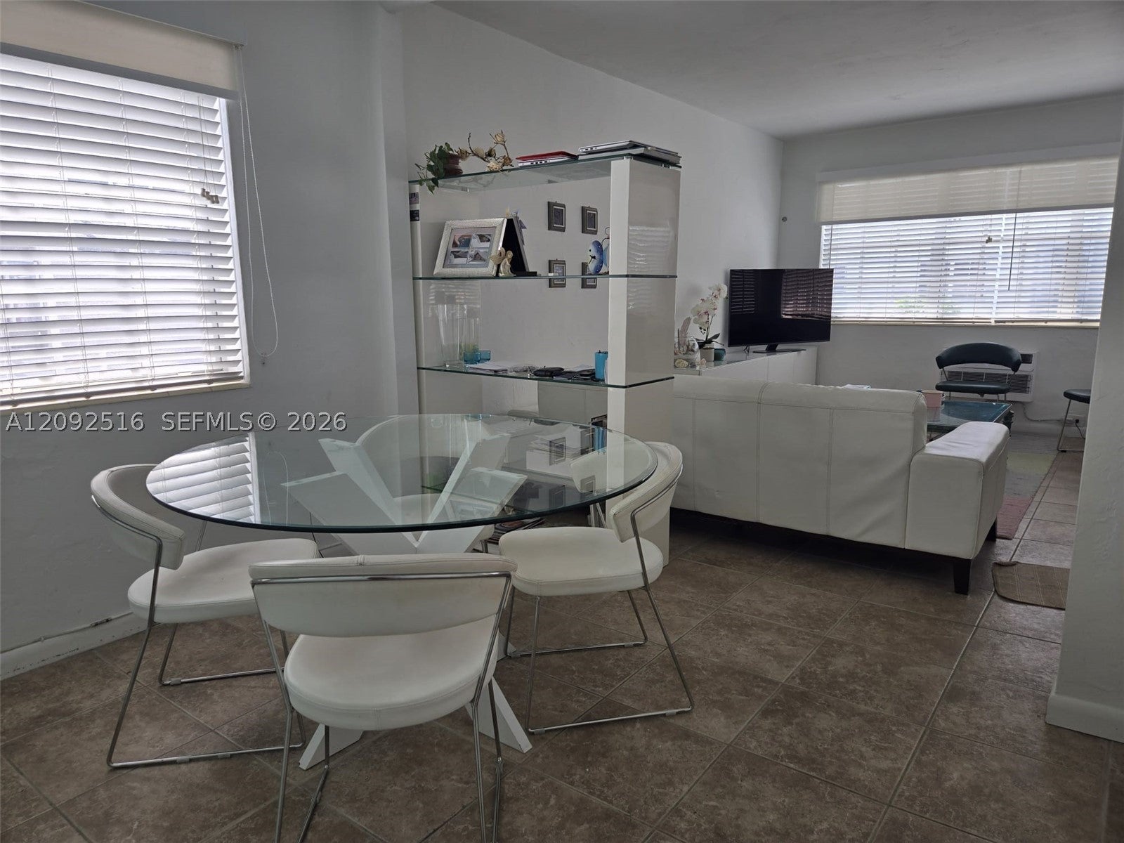 717 Espanola Way 207