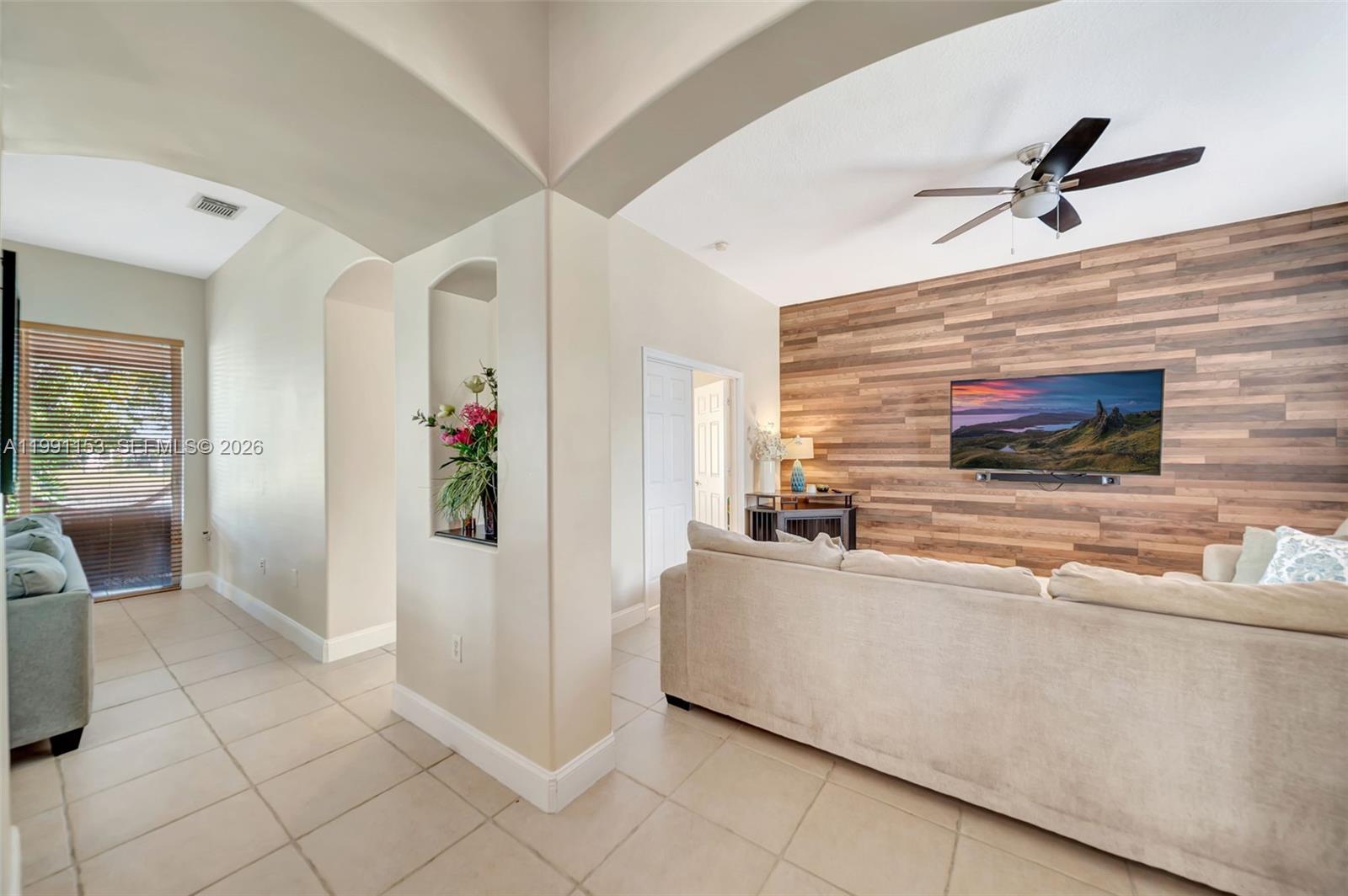 SUNSET LAKES PLAT TWO - Residential