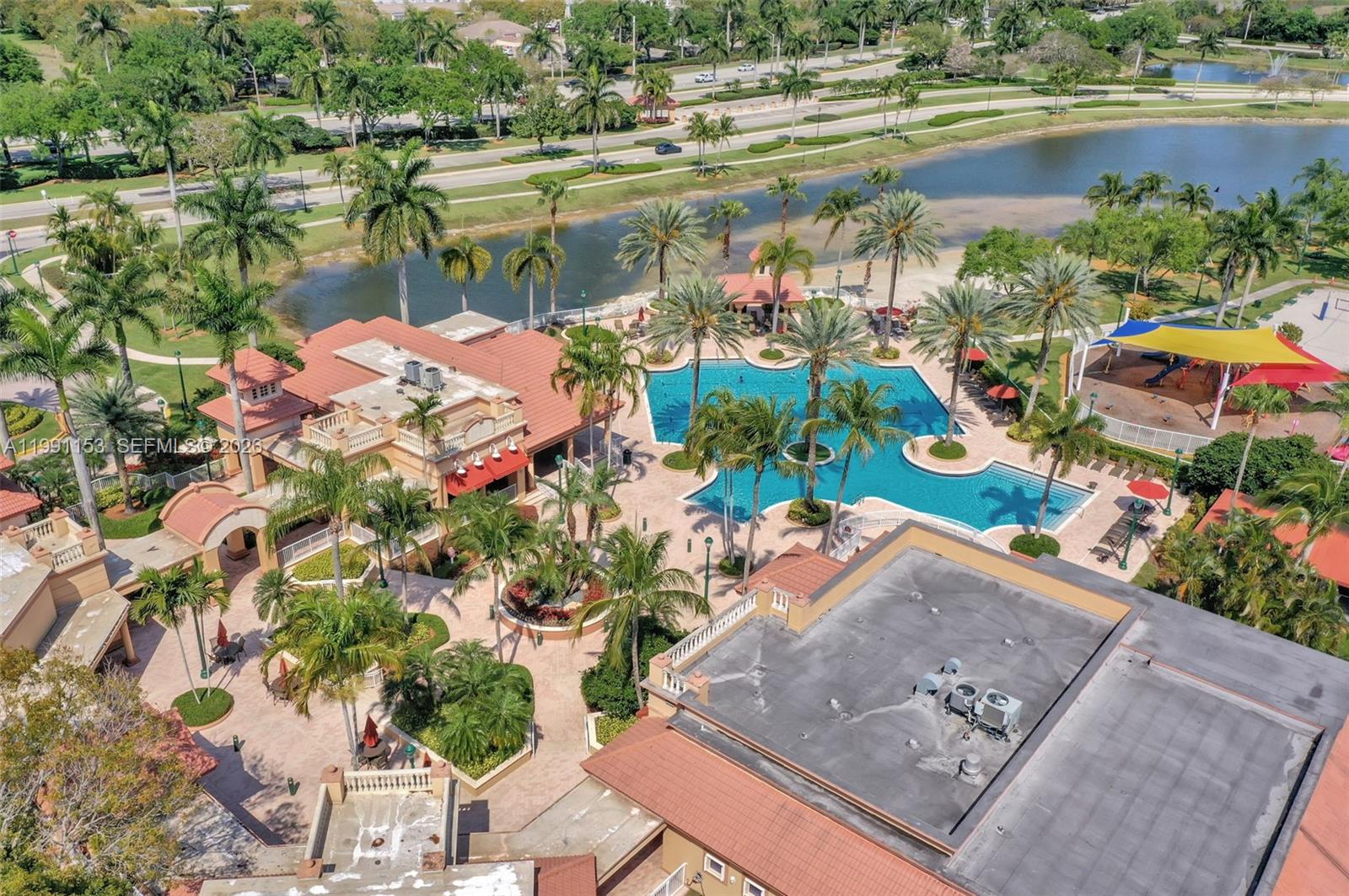 SUNSET LAKES PLAT TWO - Residential