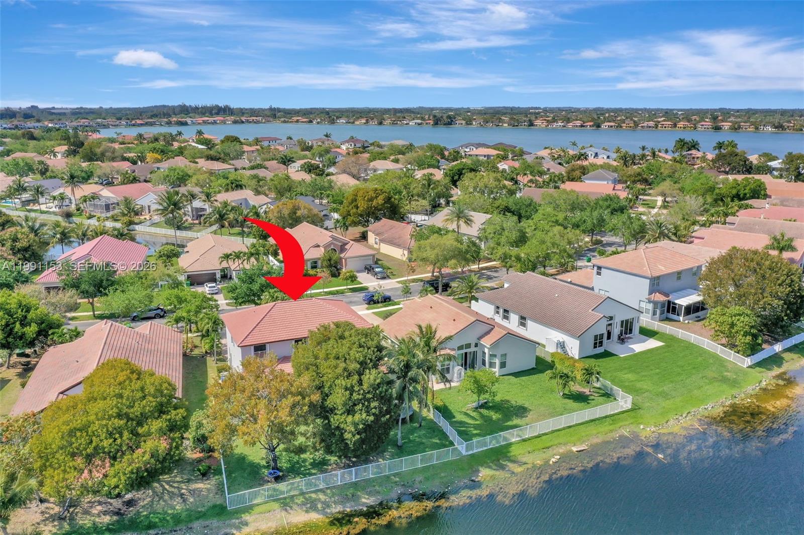 SUNSET LAKES PLAT TWO - Residential