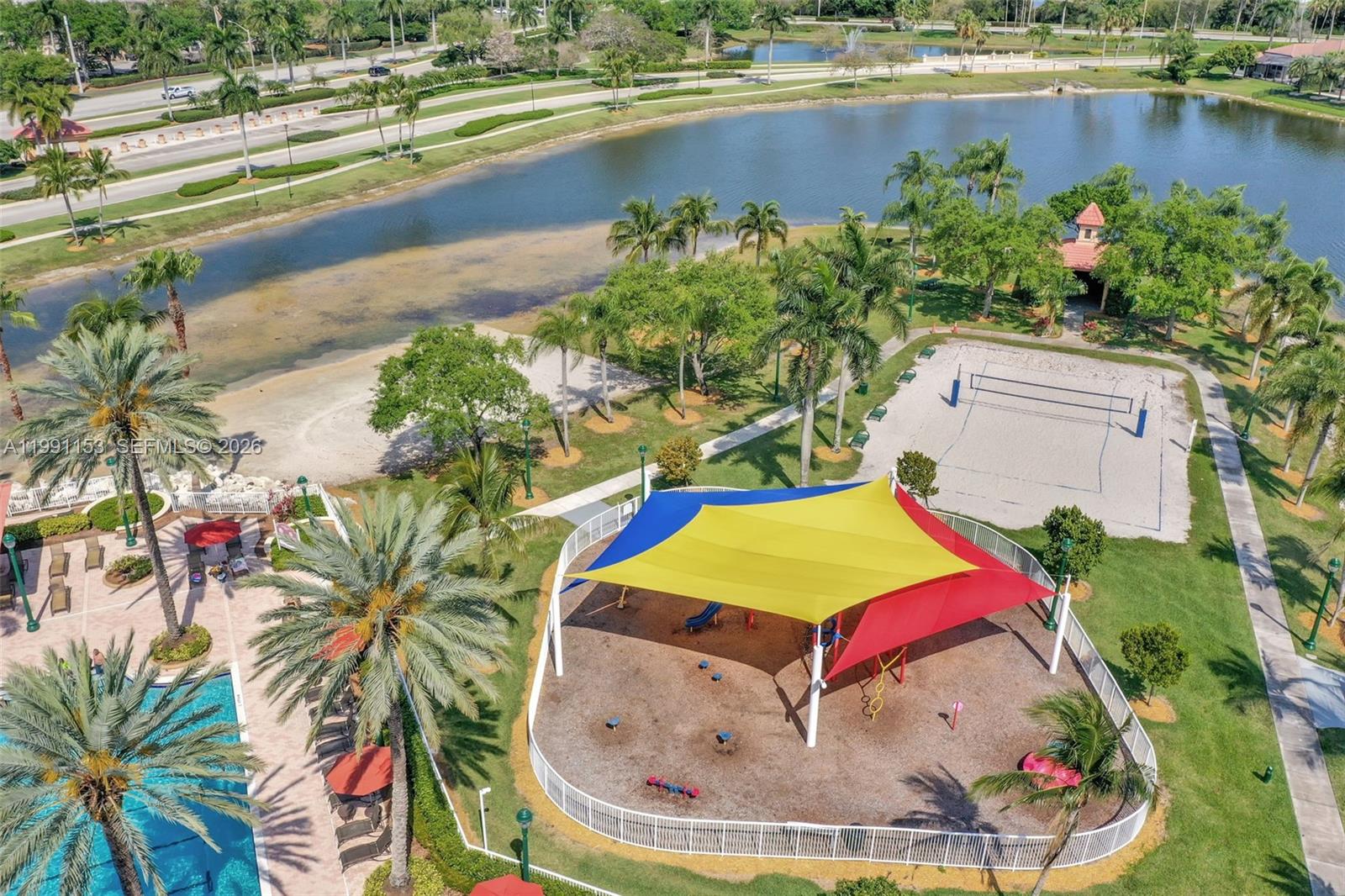 SUNSET LAKES PLAT TWO - Residential