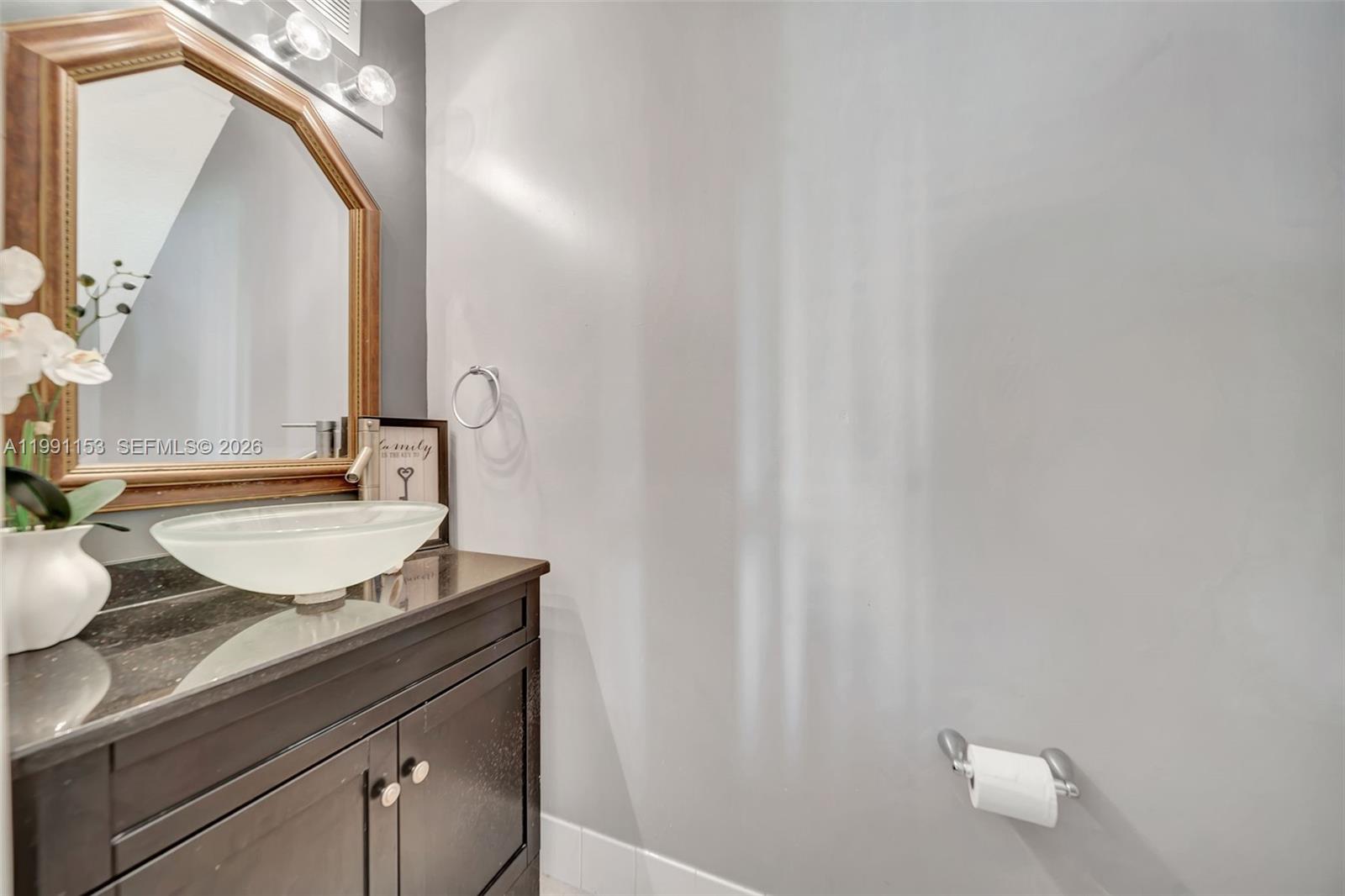 SUNSET LAKES PLAT TWO - Residential