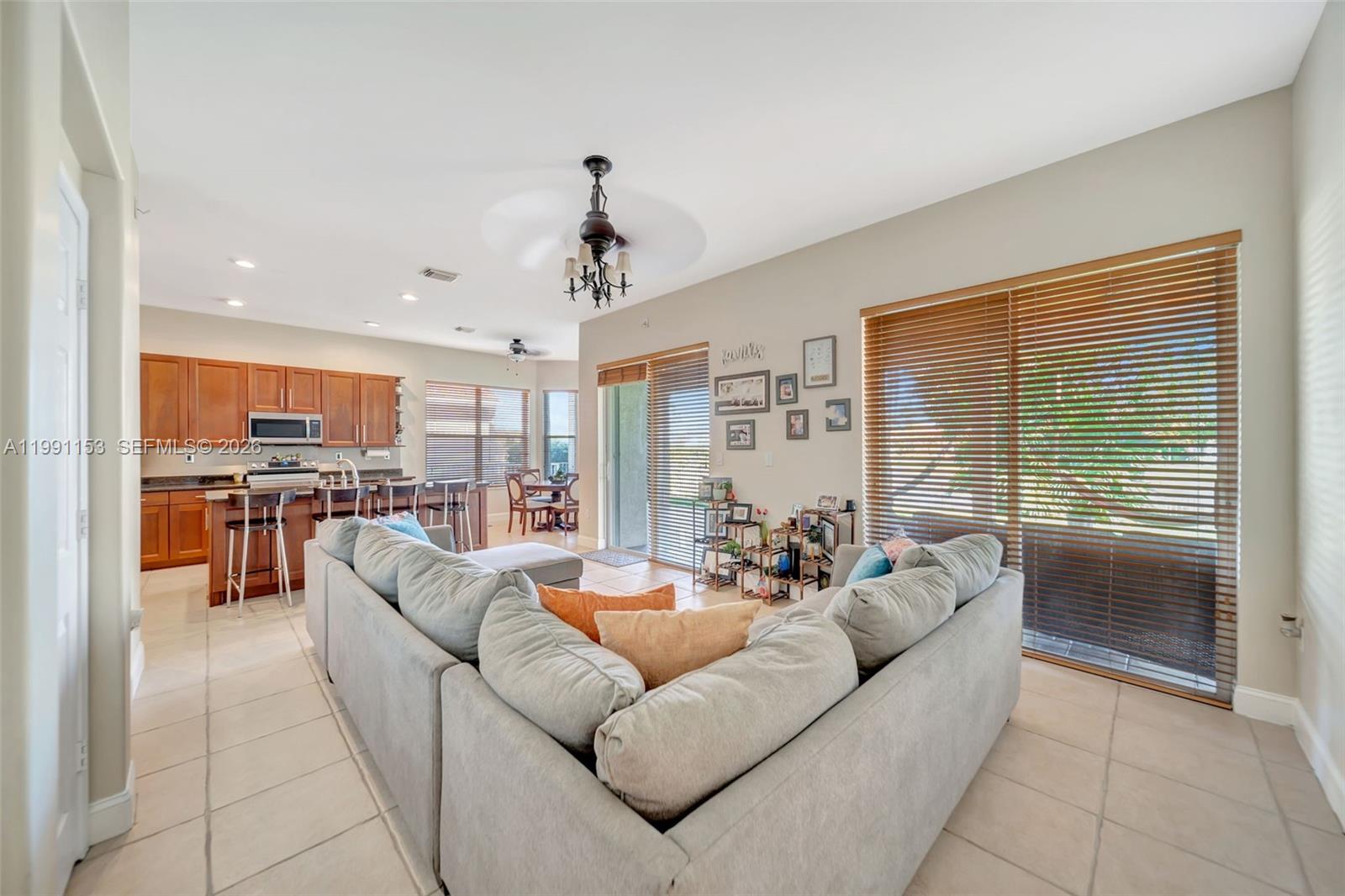 SUNSET LAKES PLAT TWO - Residential