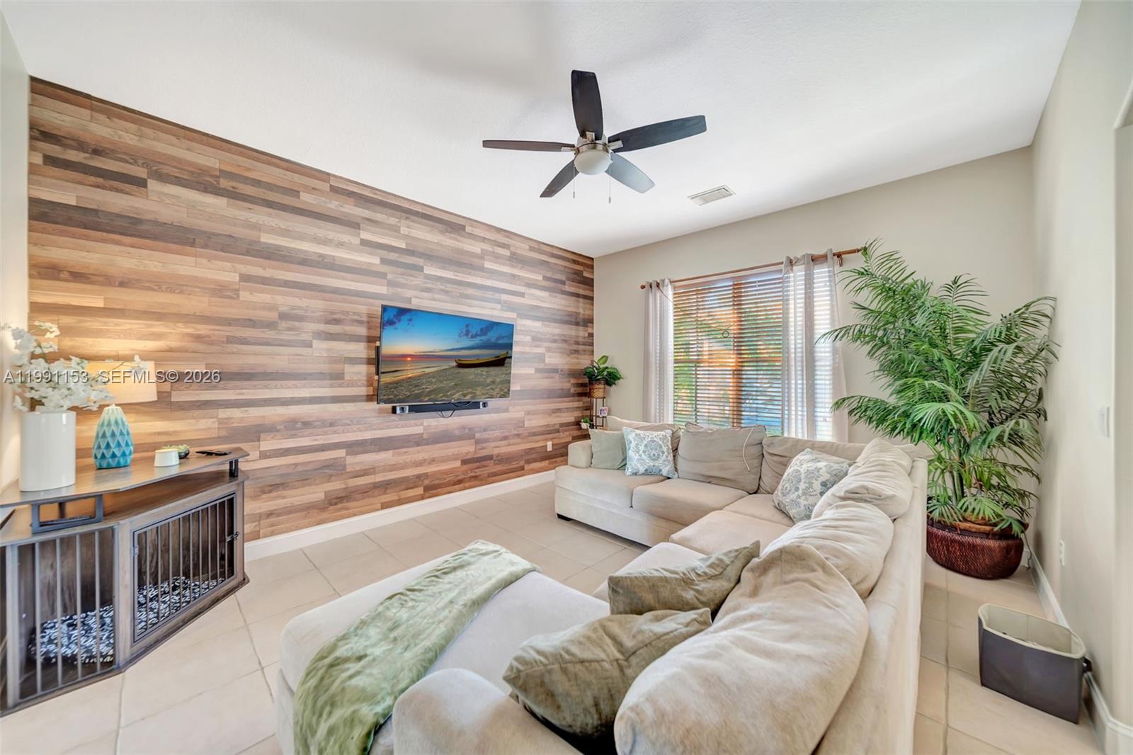 SUNSET LAKES PLAT TWO - Residential