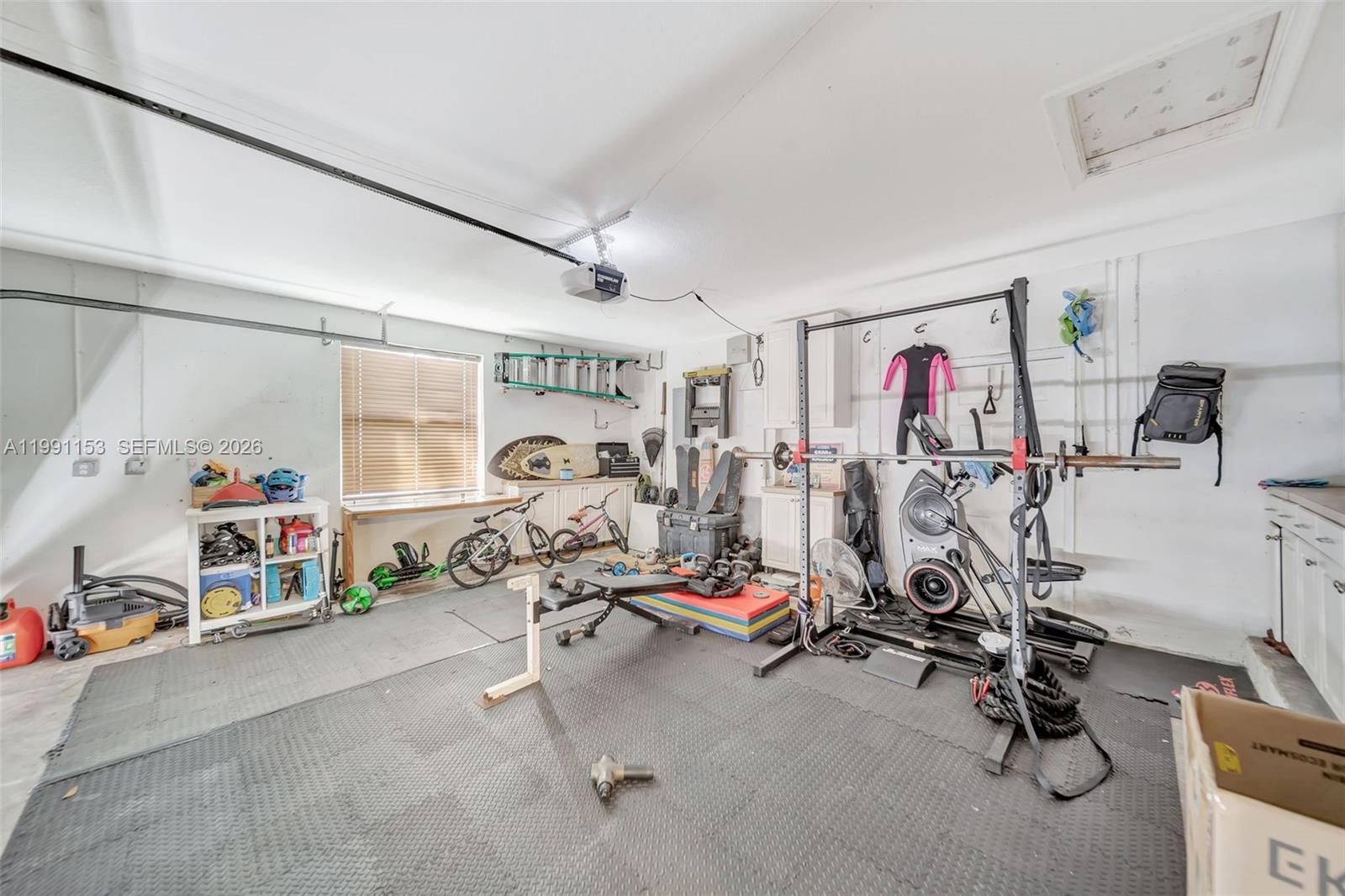 SUNSET LAKES PLAT TWO - Residential