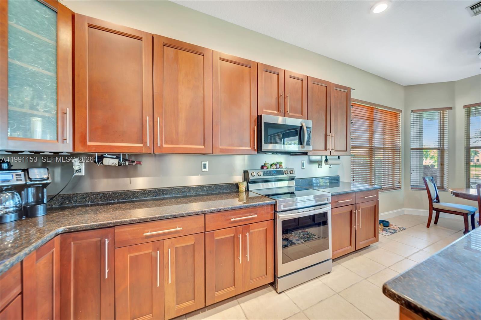 SUNSET LAKES PLAT TWO - Residential