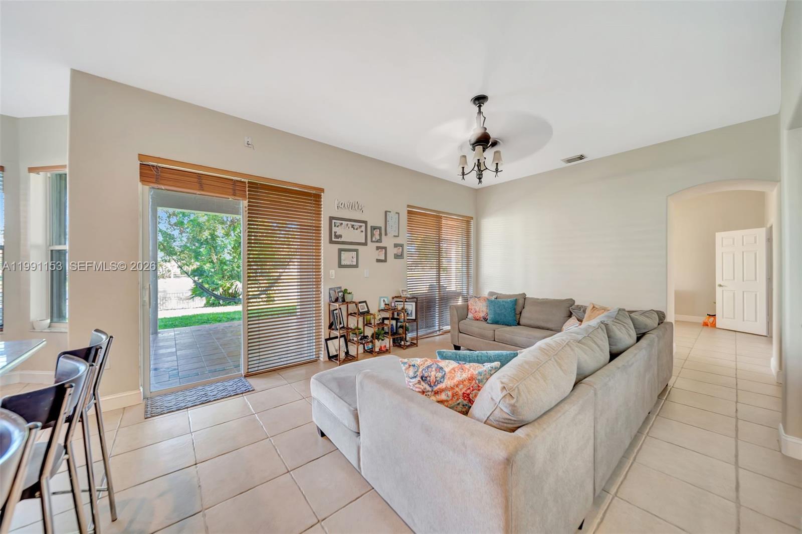 SUNSET LAKES PLAT TWO - Residential