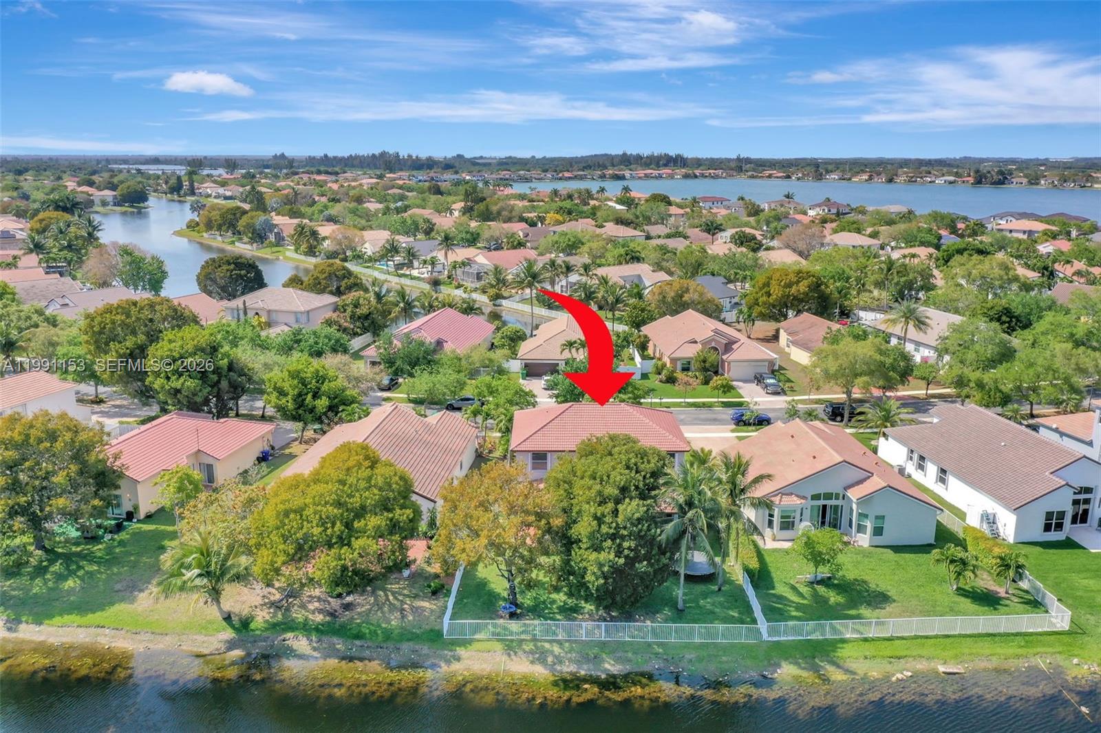 SUNSET LAKES PLAT TWO - Residential