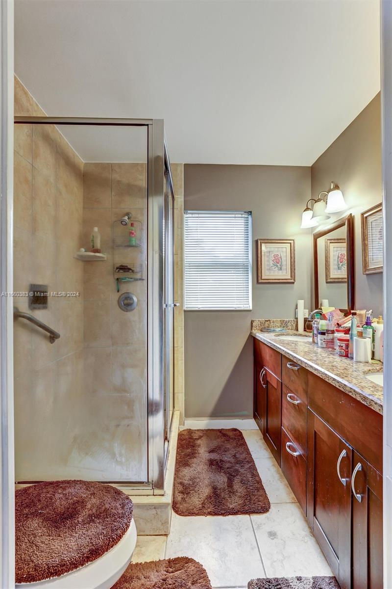 STAMFORD AT THE VILLAGES - Residential