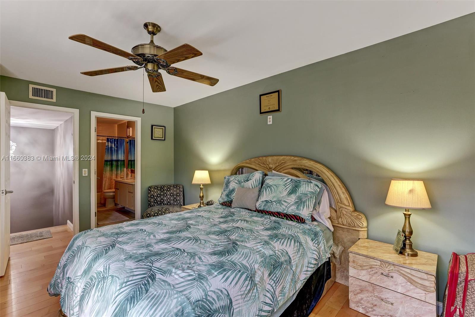 STAMFORD AT THE VILLAGES - Residential