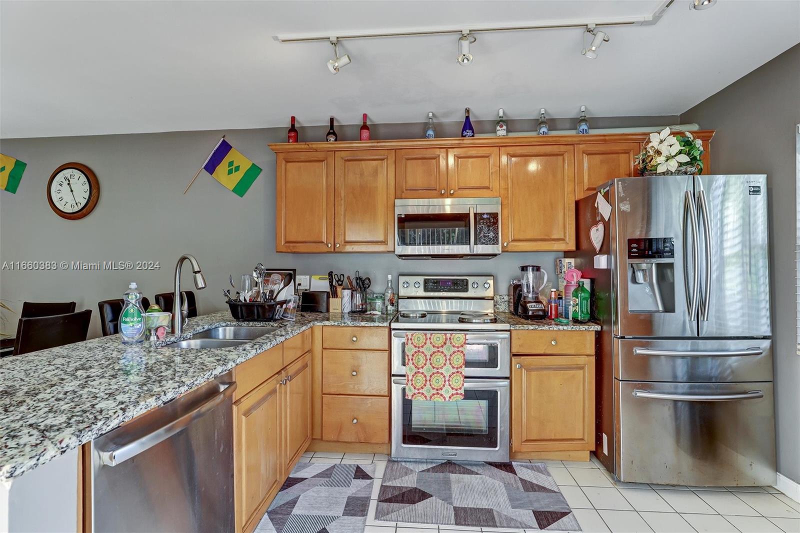 STAMFORD AT THE VILLAGES - Residential