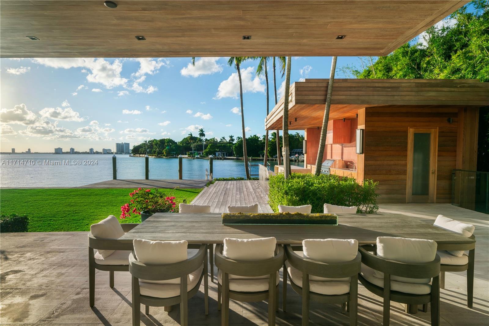 LA GORCE GOLF SUB - Residential