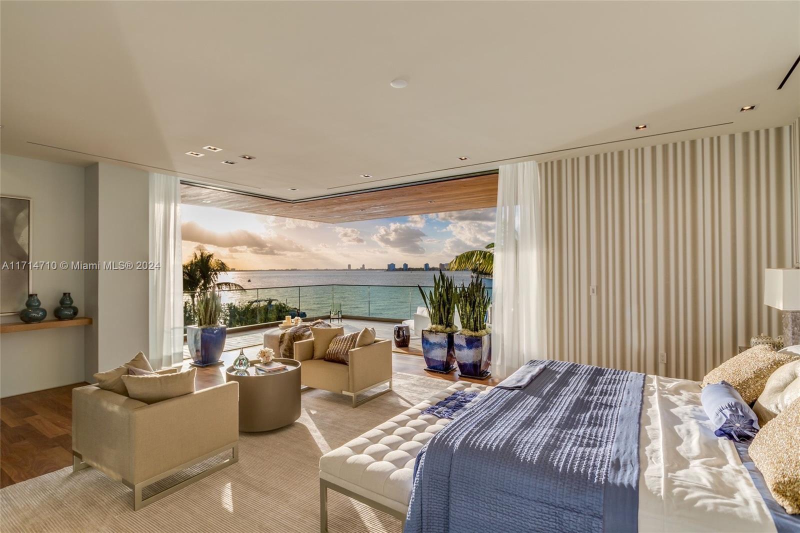 LA GORCE GOLF SUB - Residential