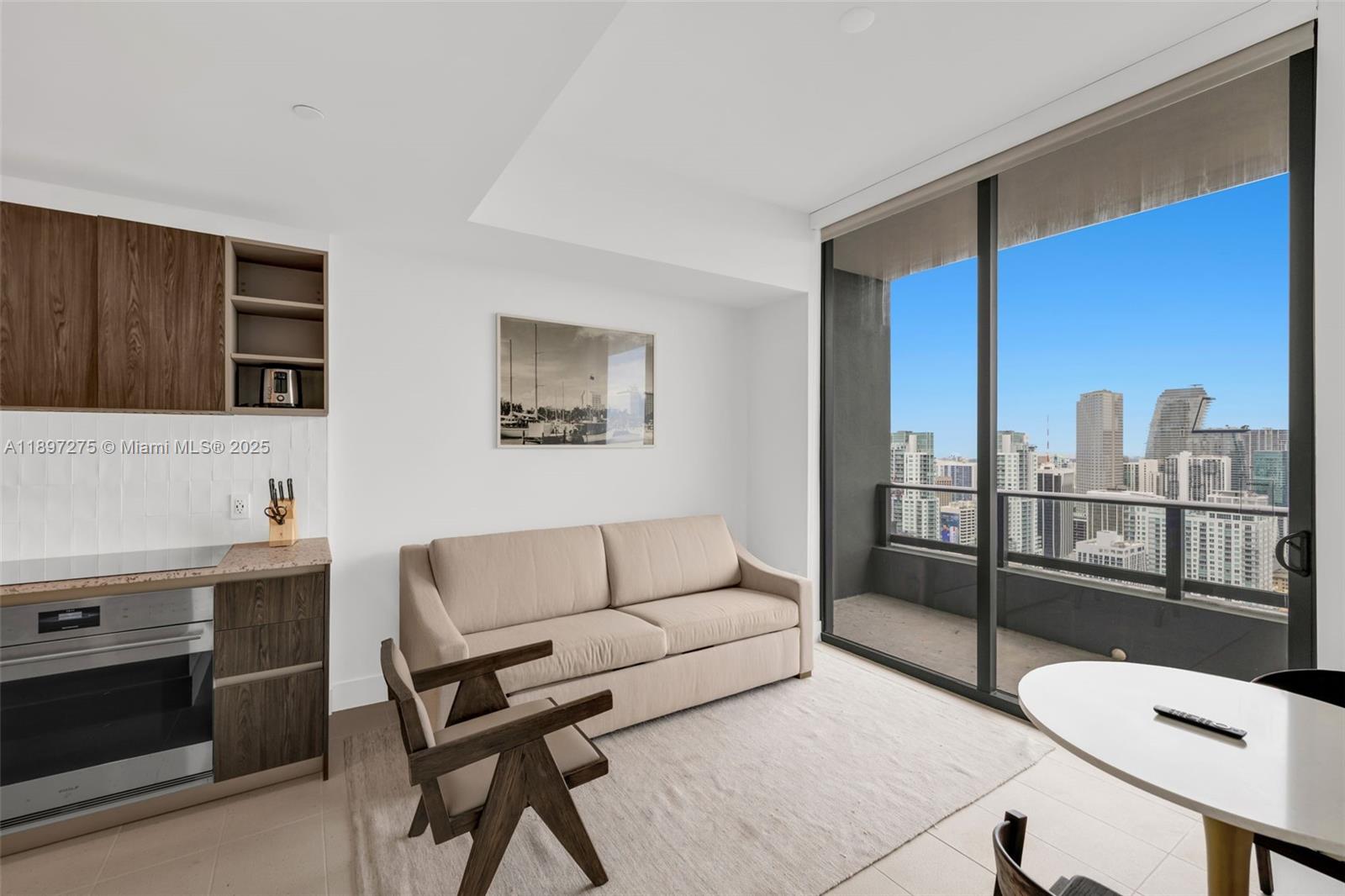Natiivo / Gale Residences - Residential