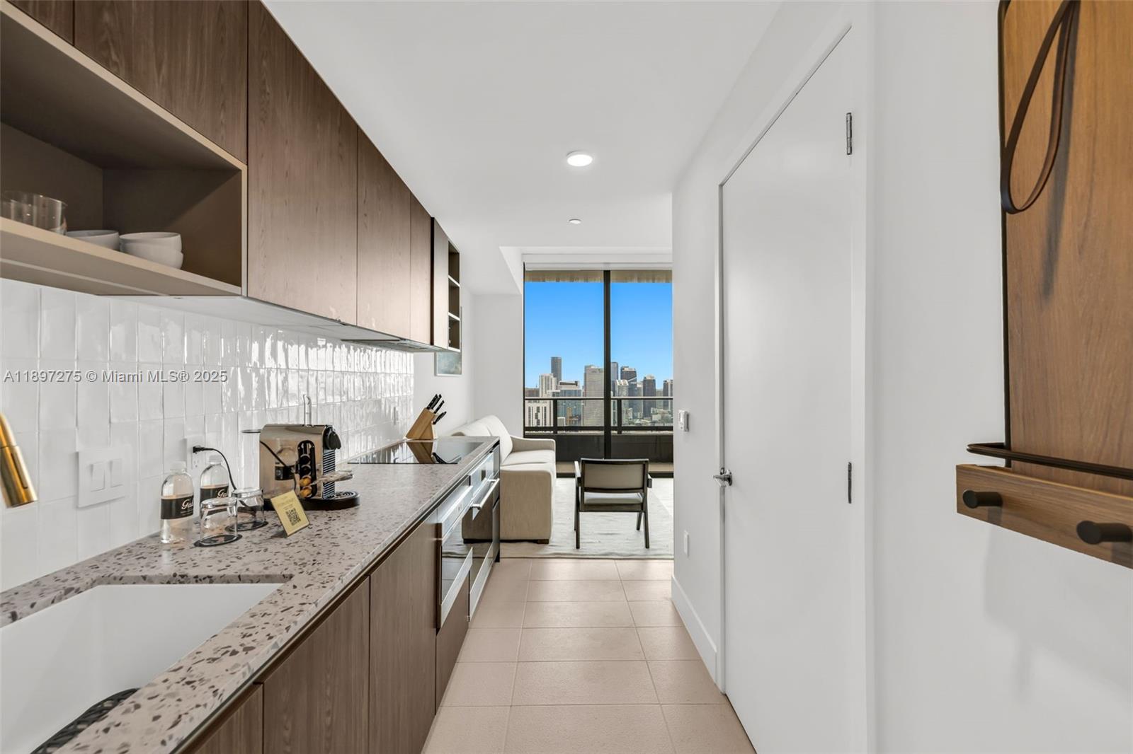Natiivo / Gale Residences - Residential