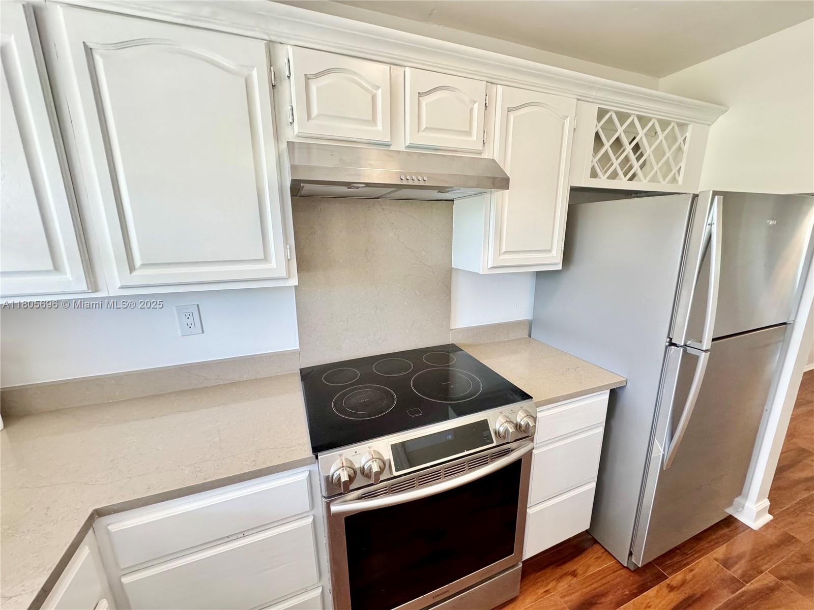 300 Layne Blvd 313, Hallandale Beach, Broward County, Florida - 1 Bedrooms  
1 Bathrooms - 