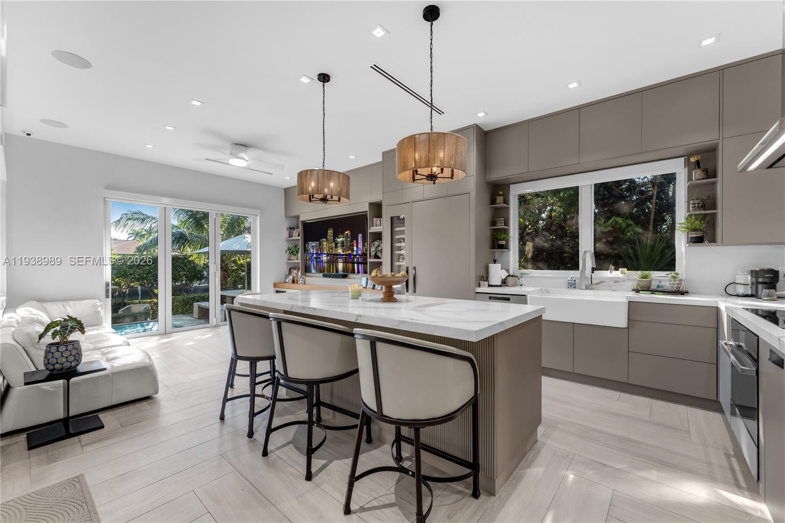 GABLES WATERWAY TOWNHOMES - Residential