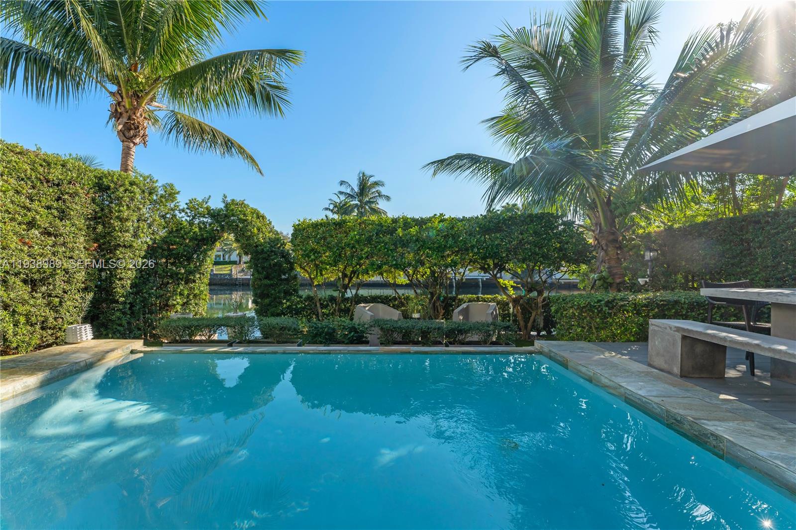 GABLES WATERWAY TOWNHOMES - Residential