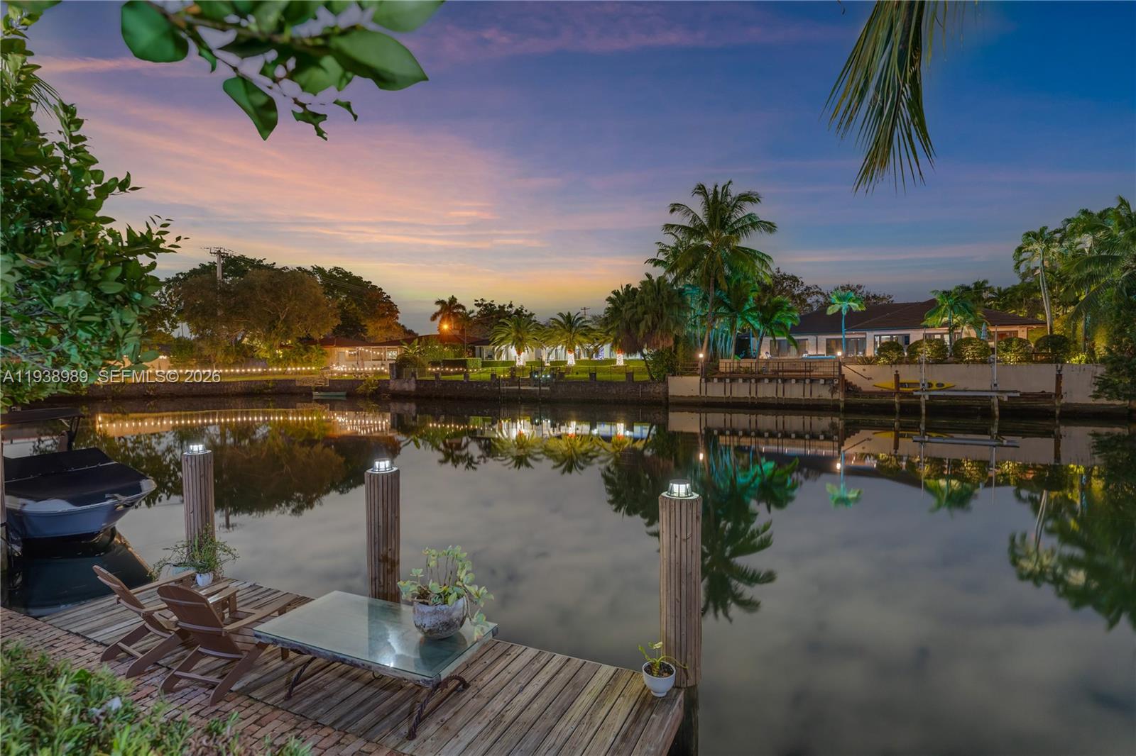 GABLES WATERWAY TOWNHOMES - Residential