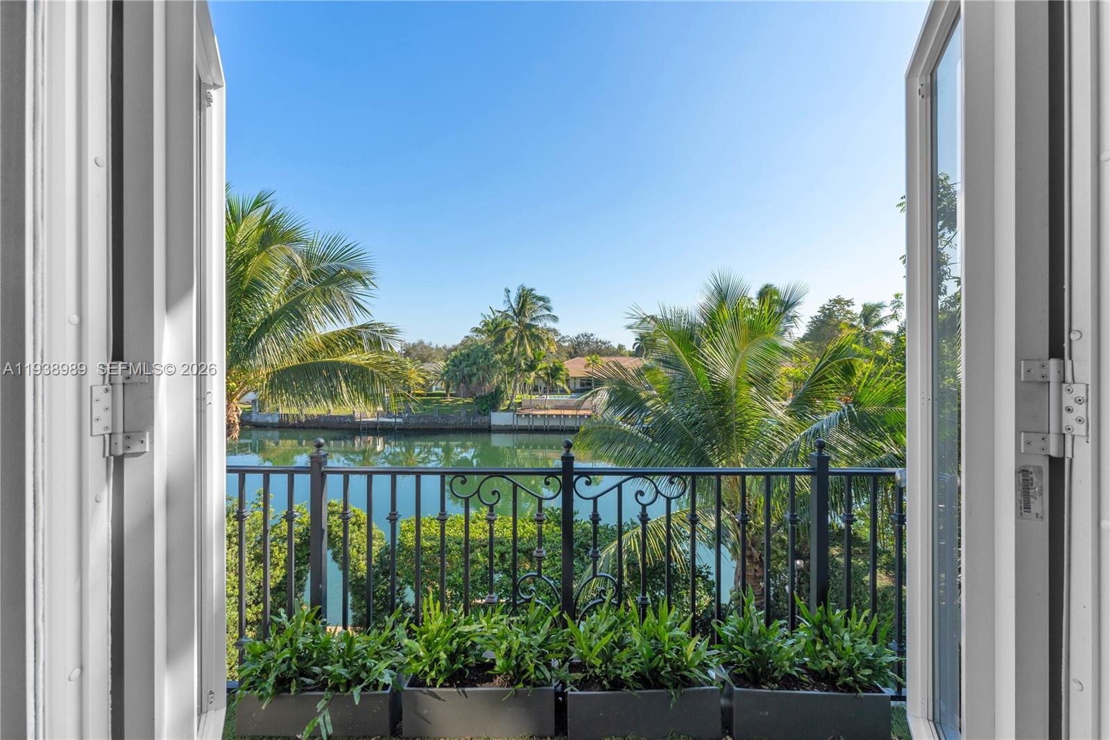 GABLES WATERWAY TOWNHOMES - Residential