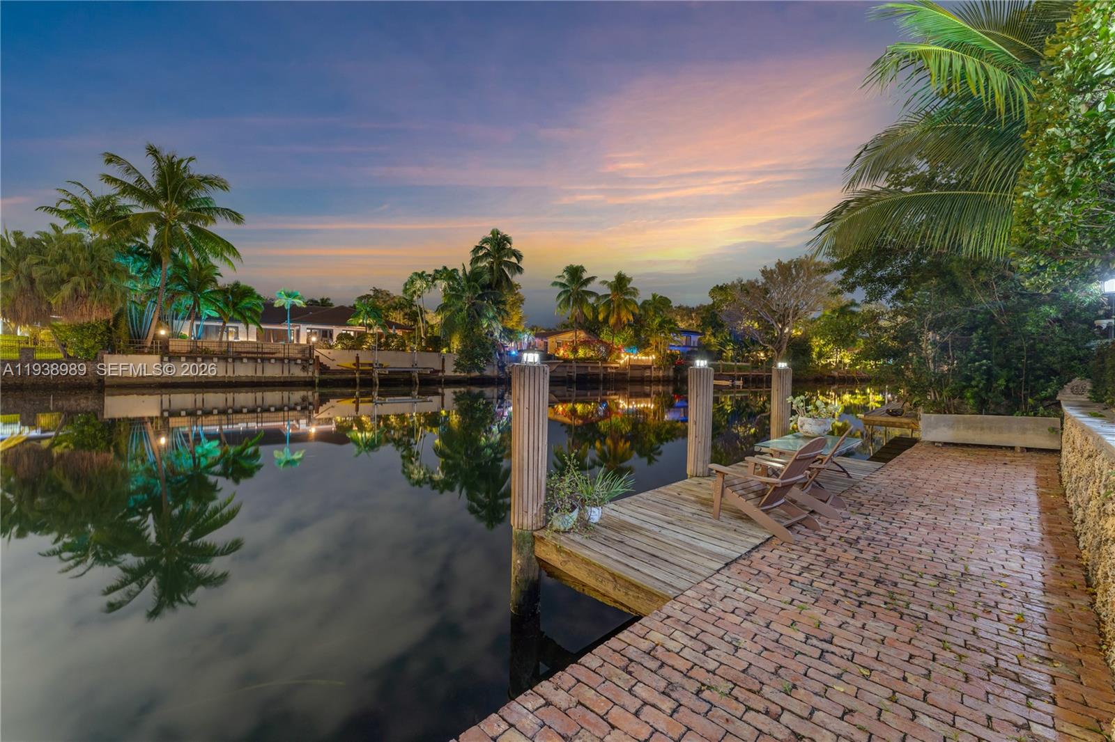 GABLES WATERWAY TOWNHOMES - Residential