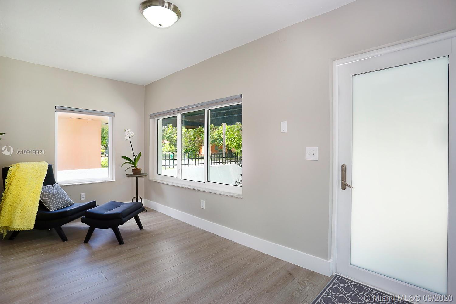 HOLLEMAN PARK - Residential