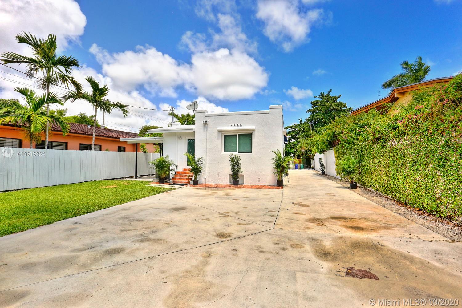 HOLLEMAN PARK - Residential