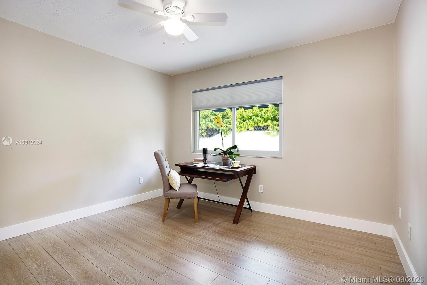 HOLLEMAN PARK - Residential