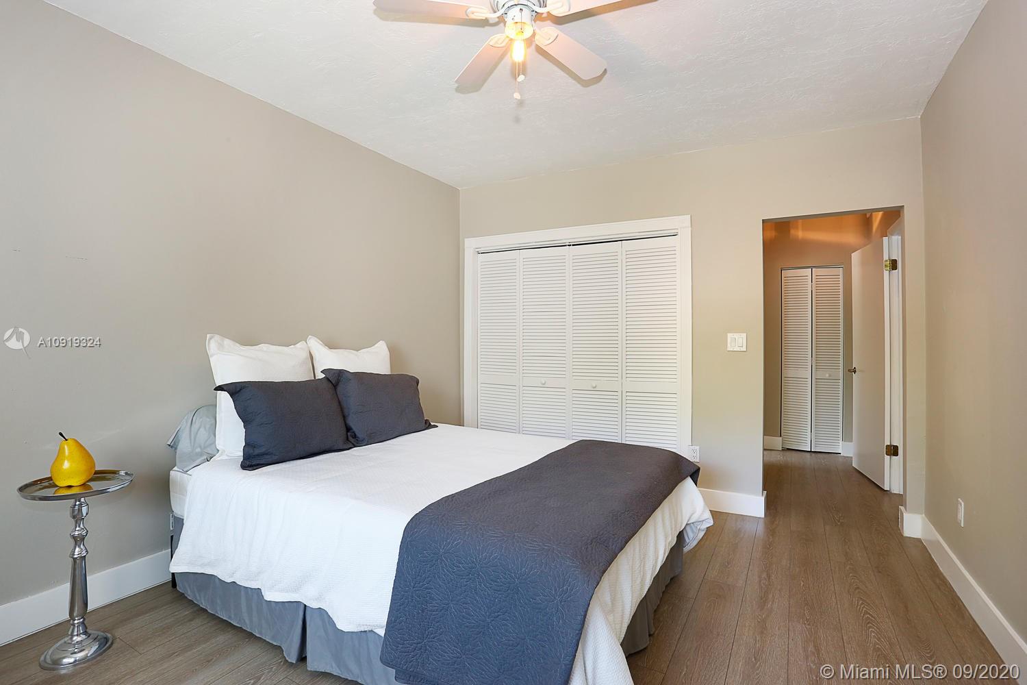 HOLLEMAN PARK - Residential