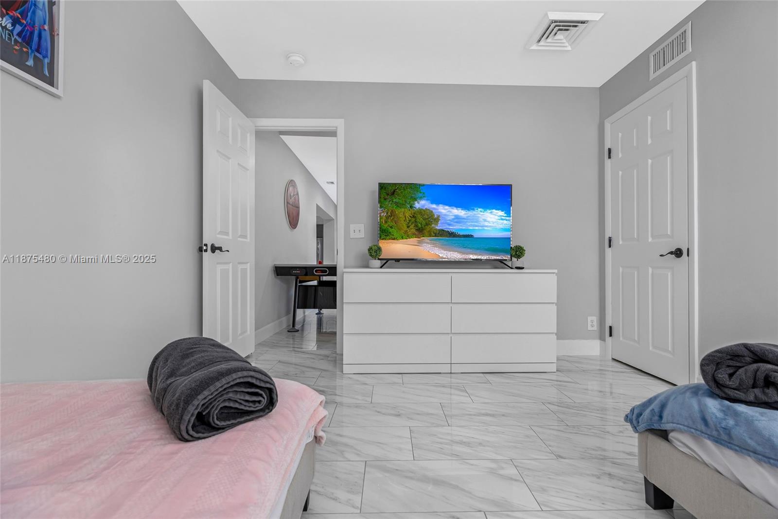 WESTFIELD SEC - Residential Lease