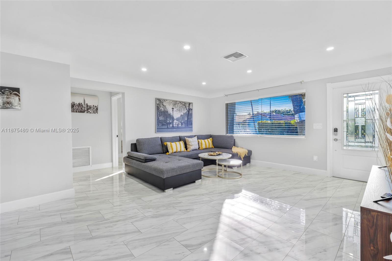 WESTFIELD SEC - Residential Lease