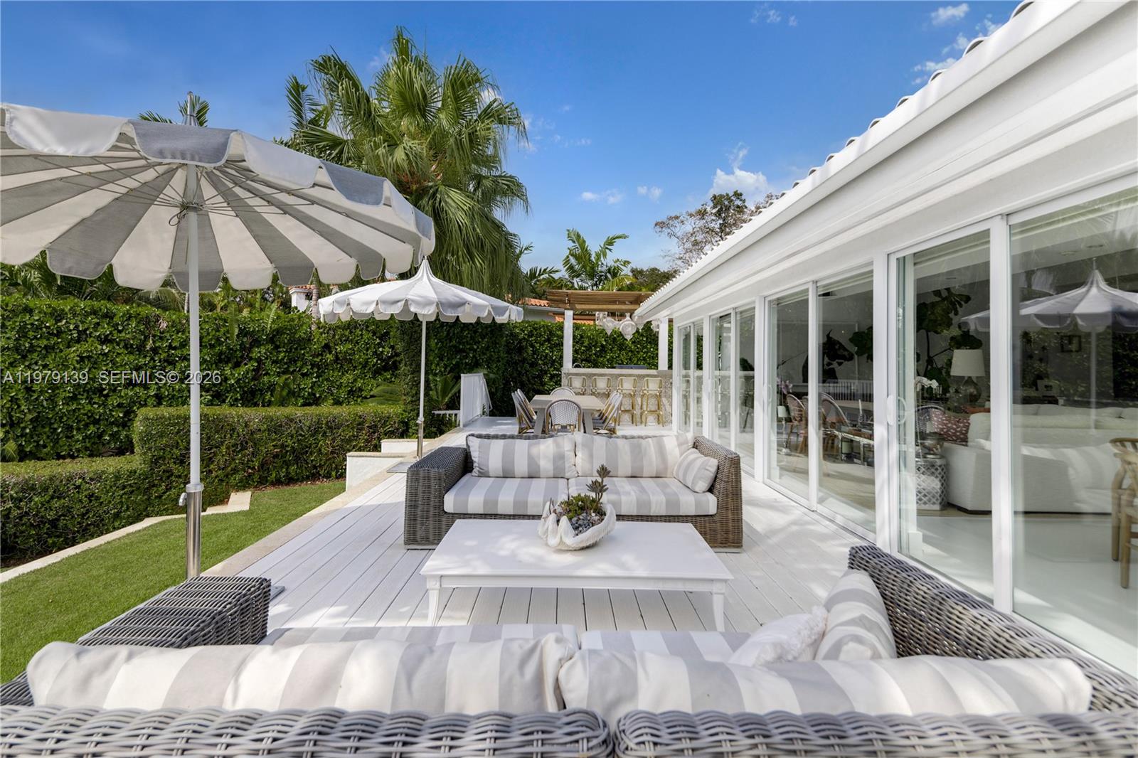 CORAL GABLES RIVIERA SEC - Residential