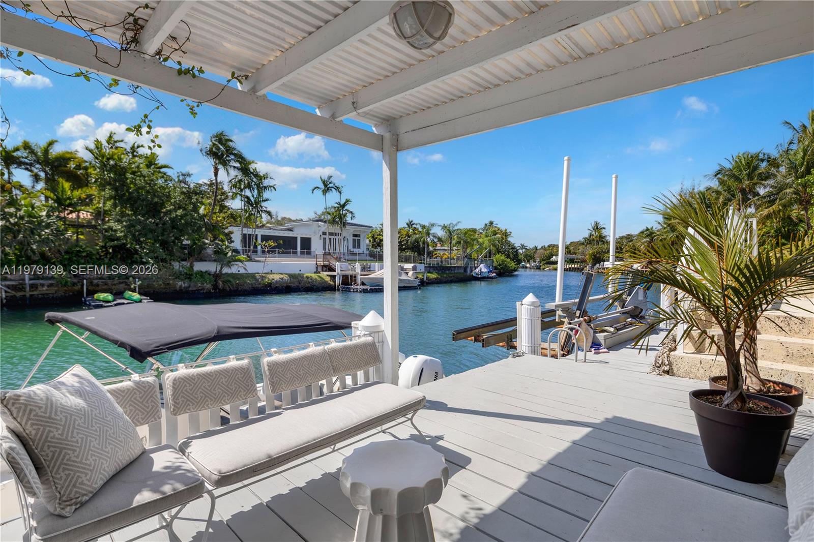 CORAL GABLES RIVIERA SEC - Residential