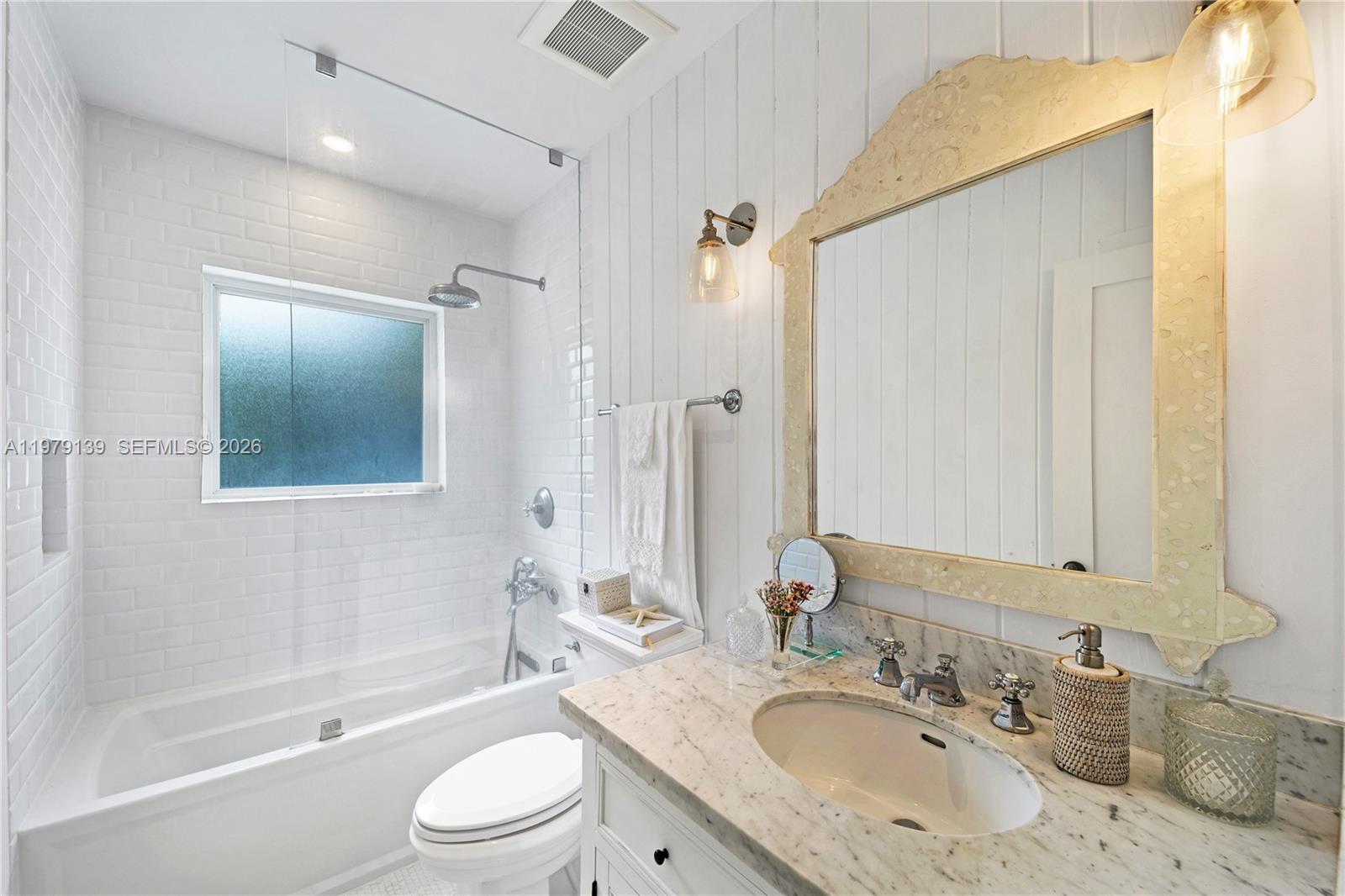 CORAL GABLES RIVIERA SEC - Residential