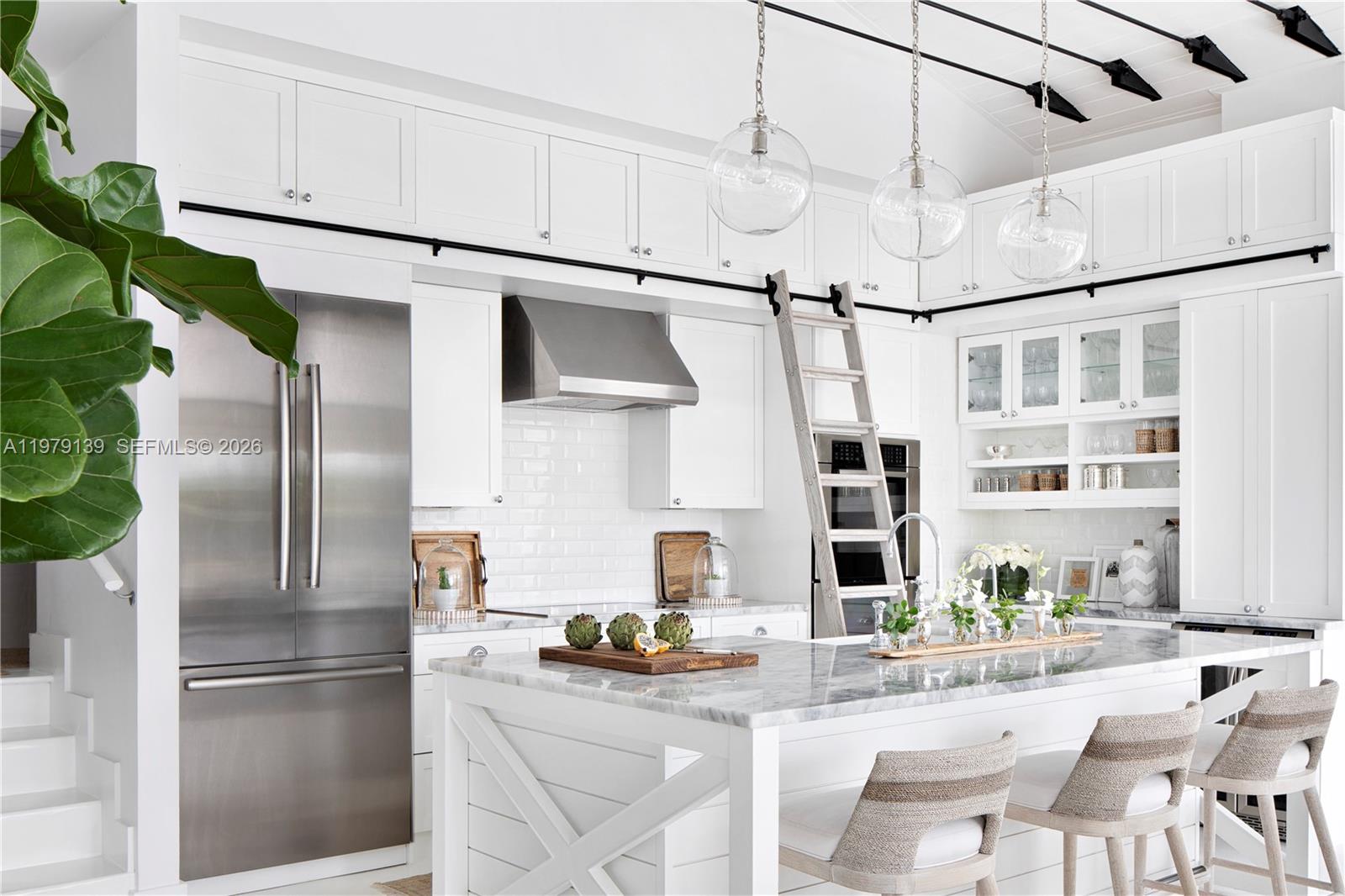 CORAL GABLES RIVIERA SEC - Residential