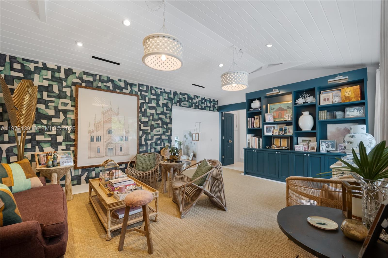 CORAL GABLES RIVIERA SEC - Residential