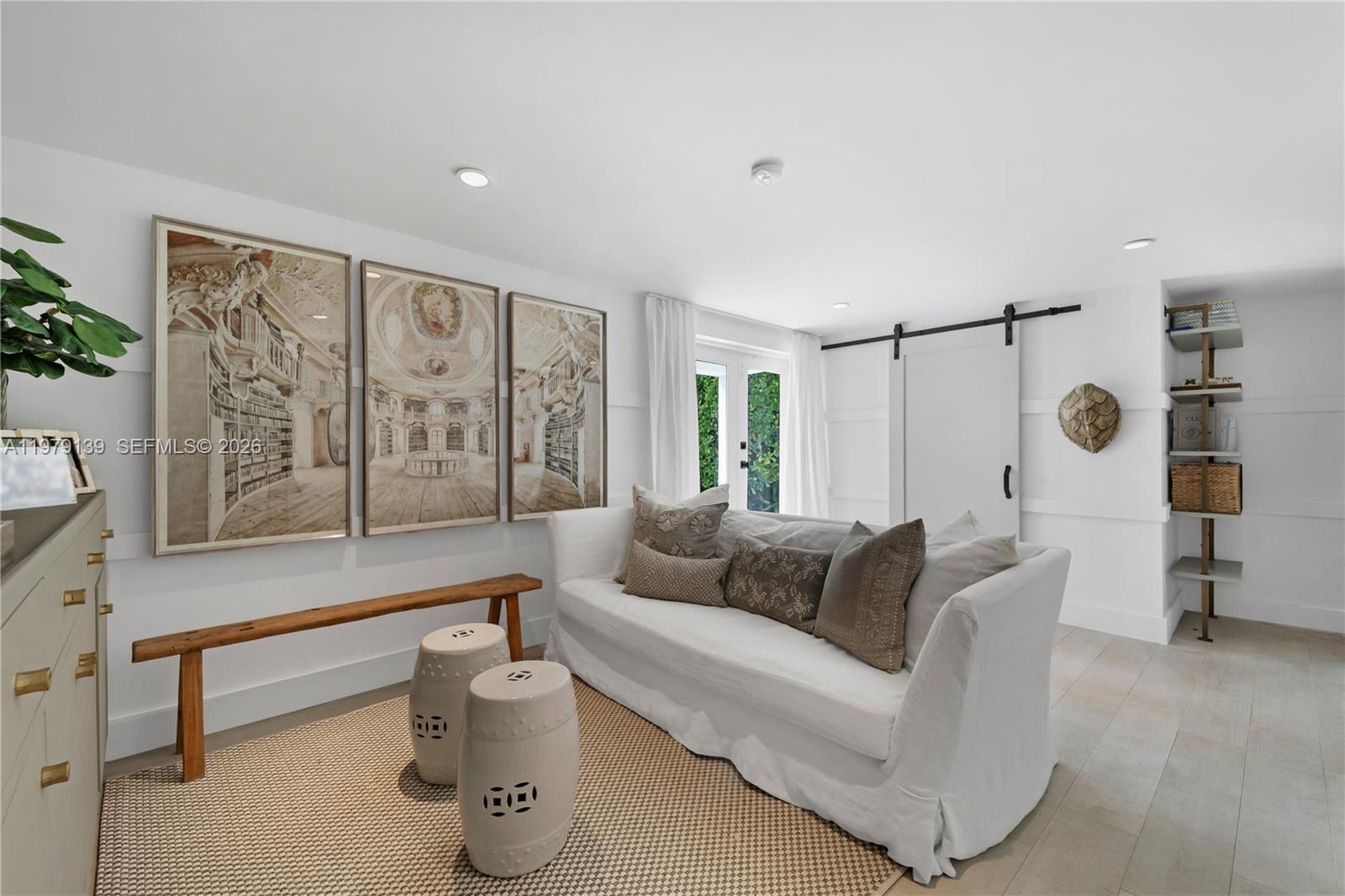 CORAL GABLES RIVIERA SEC - Residential