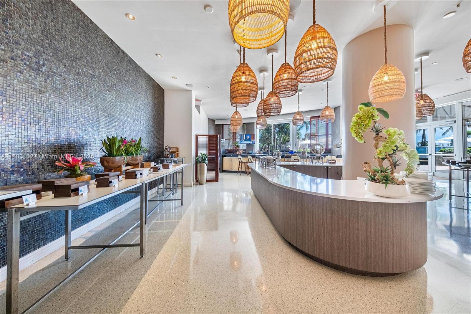 TRUMP INTERNATIONAL - Residential