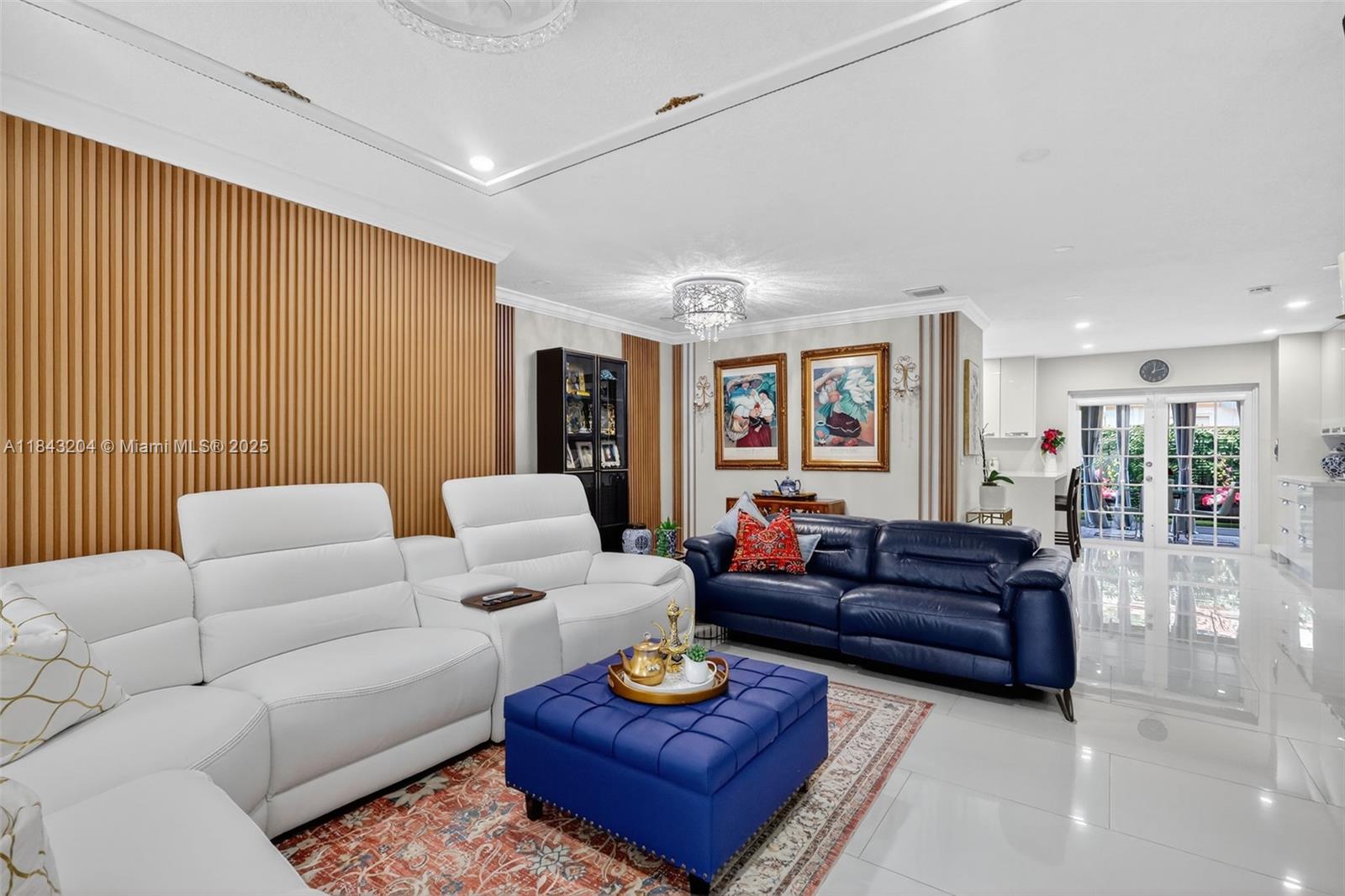 7291 NW 173rd Dr 100