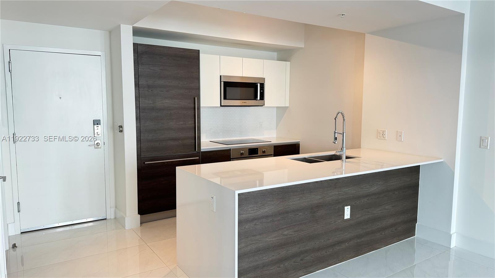 MERRICK MANOR CONDO - Residential Lease