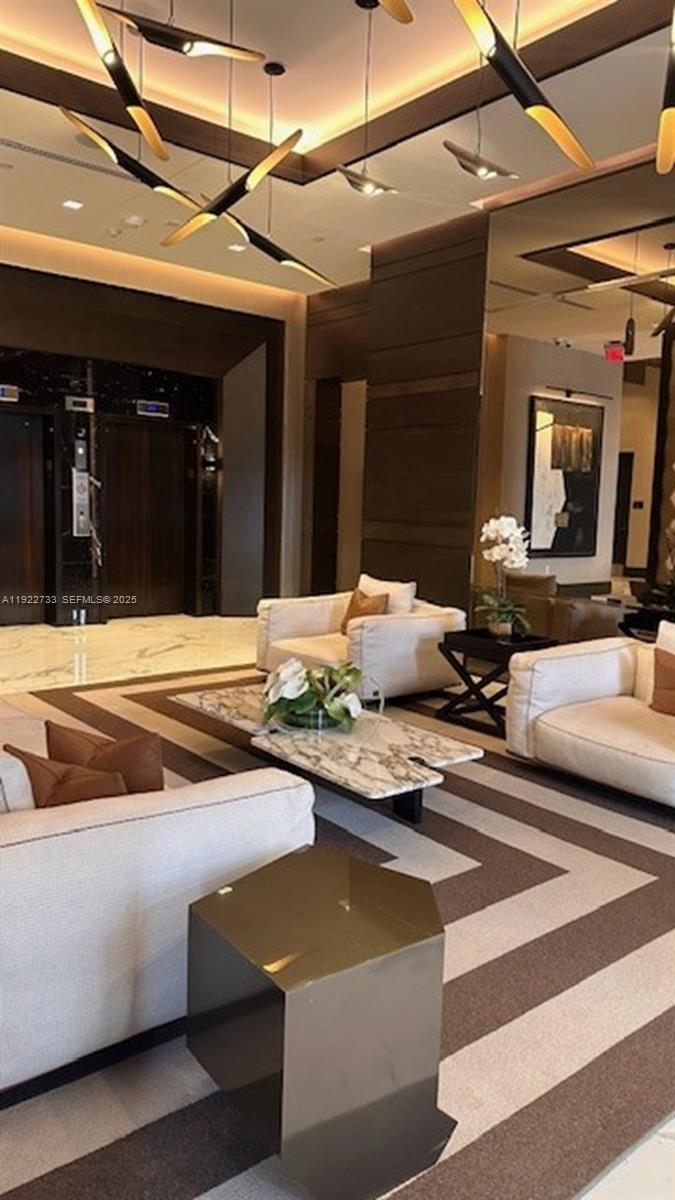 MERRICK MANOR CONDO - Residential Lease