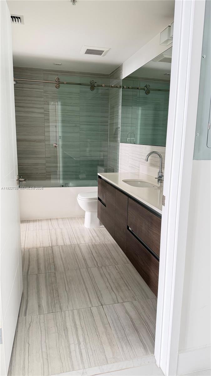 MERRICK MANOR CONDO - Residential Lease